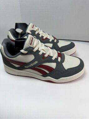 Reebok mens shoes White Gray Burgundy Sneakers Men Size 6